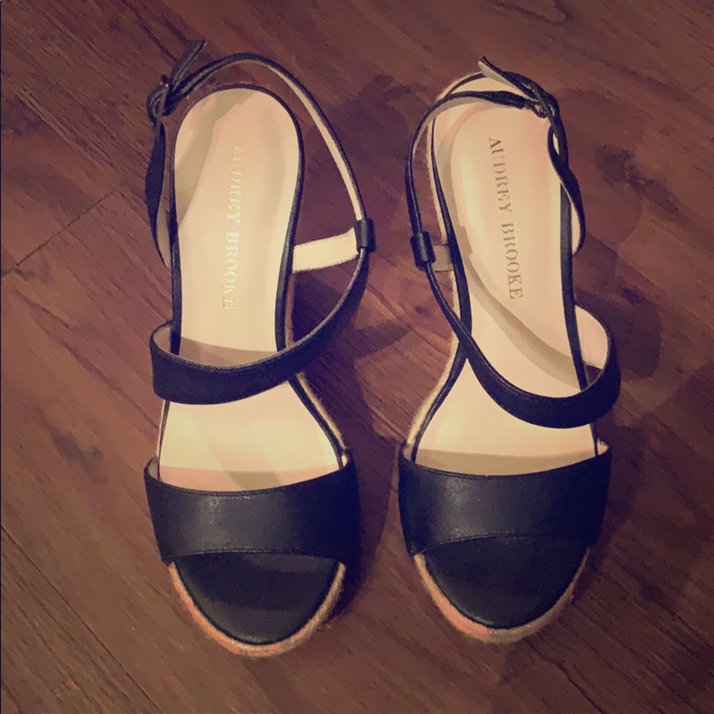 Audrey Brooke Black Wedges